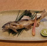 子持ち鮎の塩焼き